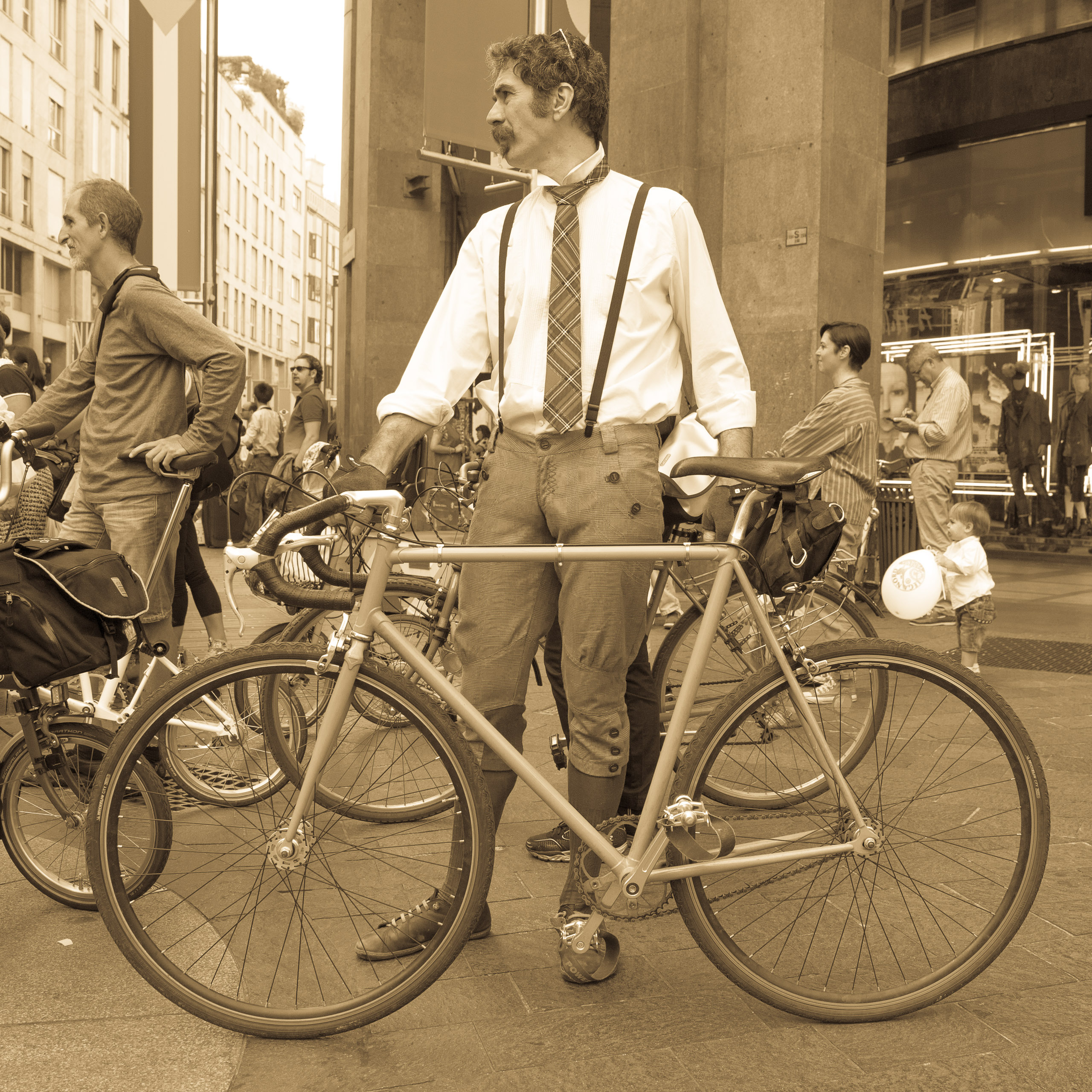 Tweed Ride 2014, Milano