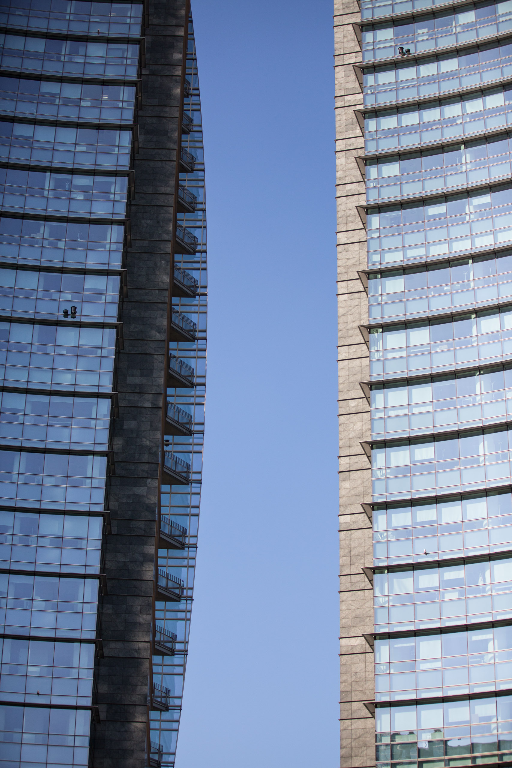 Piazza Gae Aulenti, building detail