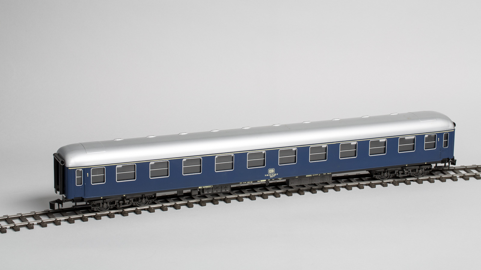 Passenger car first class "DB"