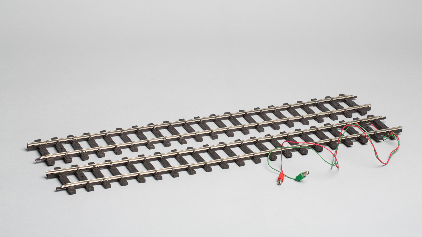 Straight track 40cm, with and without electric contacts