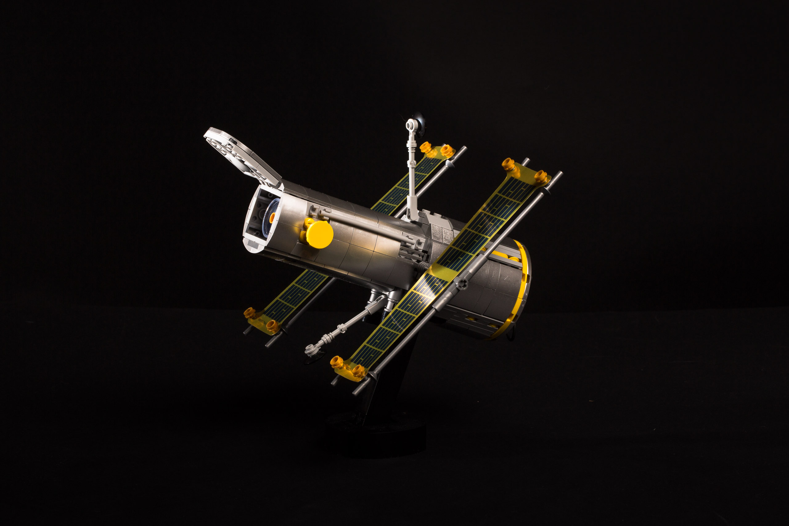 Lego Hubble