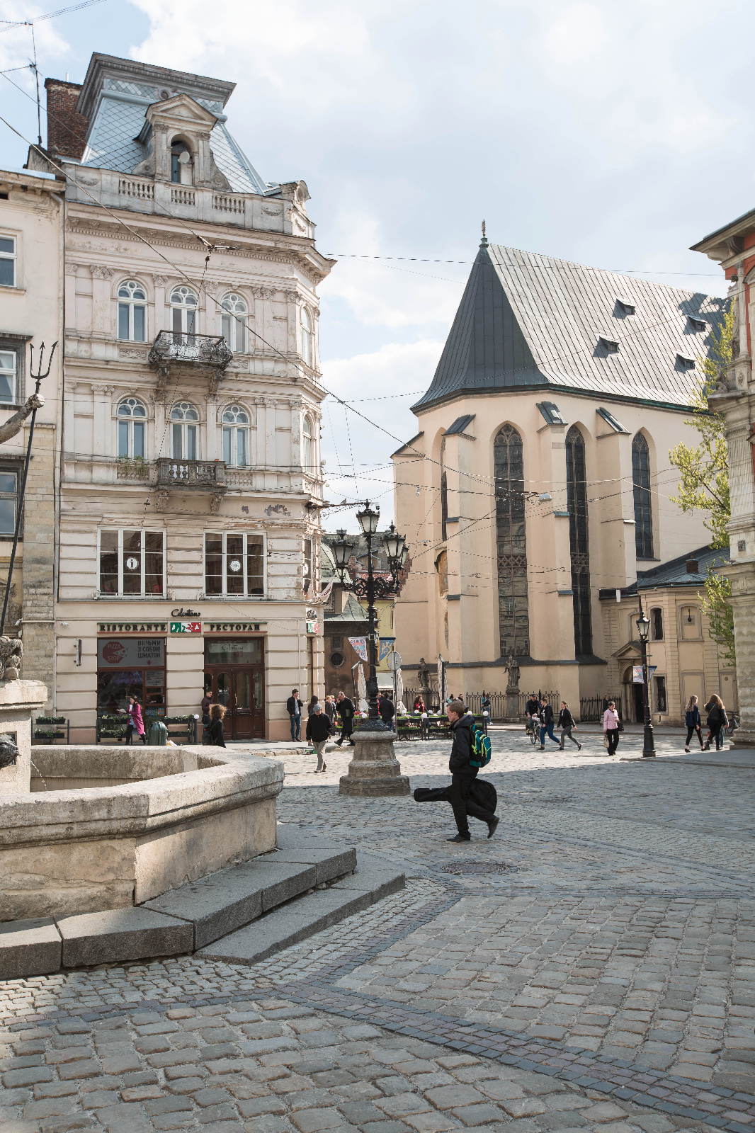 Rynok Square, and Latin Cathedral